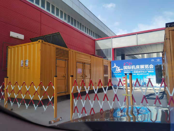 翠屏发电车出租-发电机无电压或电压太低怎么办？