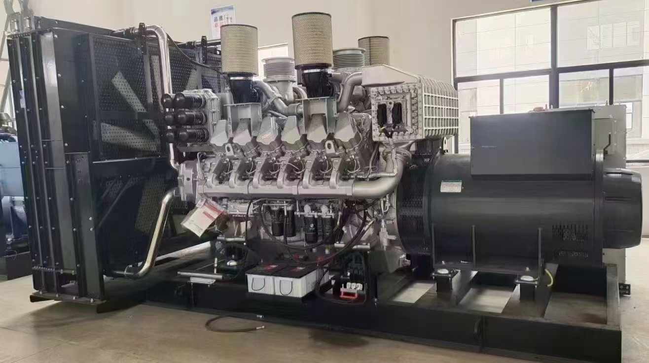 翠屏800KW柴油发电机组可以带动多少kw的设备？